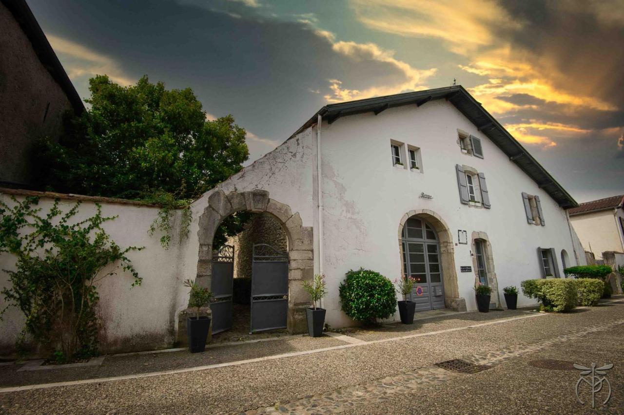 Maison Du Pierrou Sorde-l'Abbaye Exterior photo